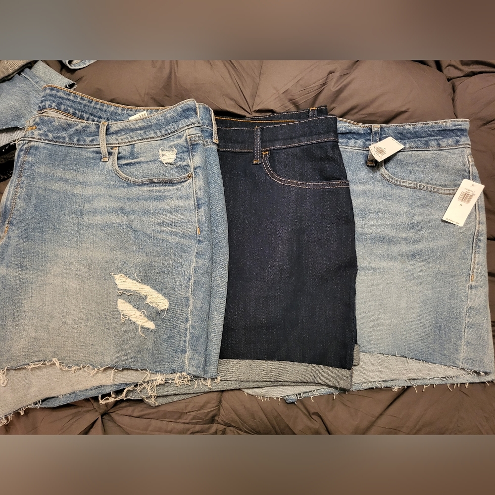 🔥NWT OLD NAVY SHORTS🔥3 PAIRS SIZE 20